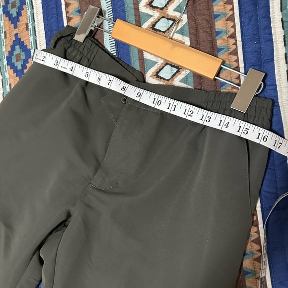 3/50$ Windbreaker pants / walking pants / jogger / olive green cargo pants - Picture 9 of 14